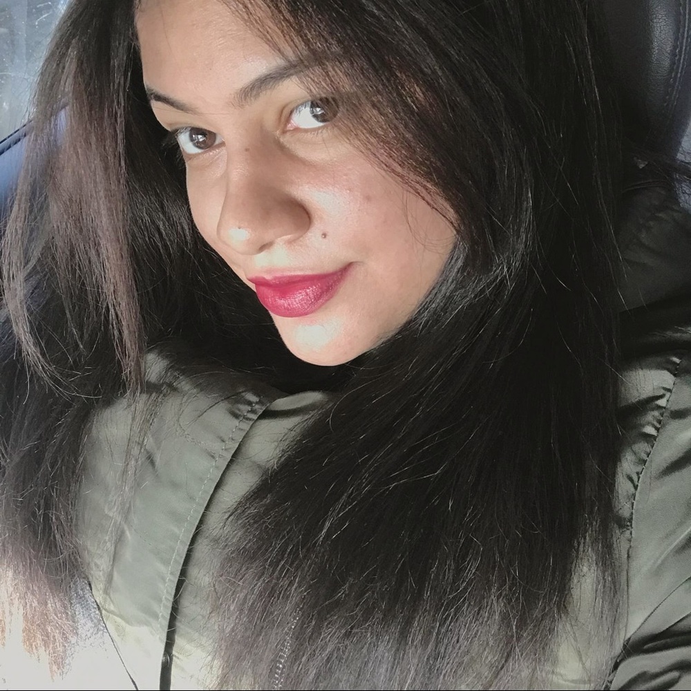Meet your Posher, Stephany